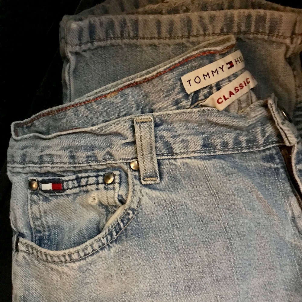 VINTAGE 🔥 TOMMY HILFIGER JEANS ‘Classic Fit’ 8R